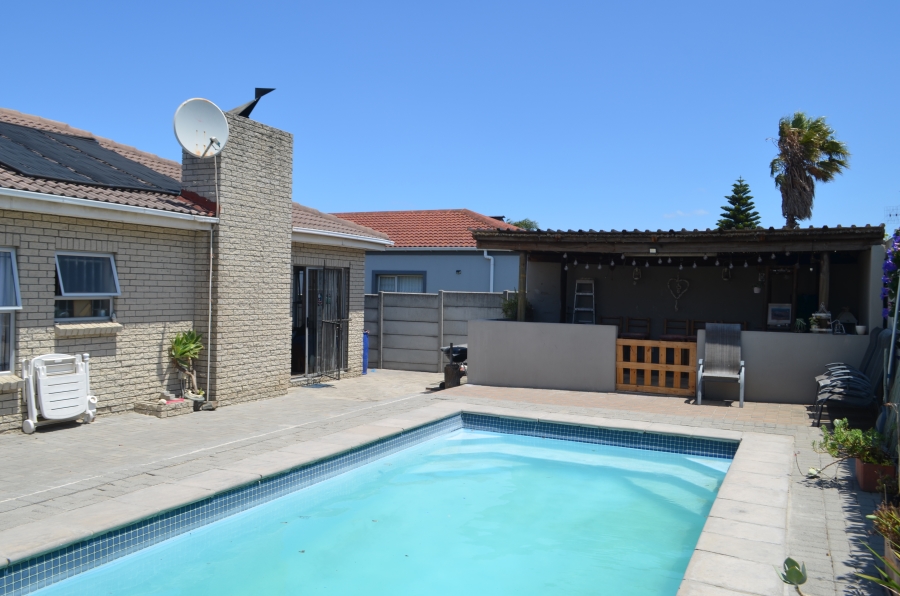 3 Bedroom Property for Sale in Jagtershof Western Cape